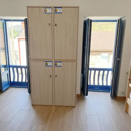 O Refuxio Do Náufrago *