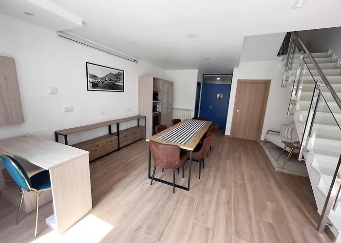 O Refuxio Do Naufrago * Camelle